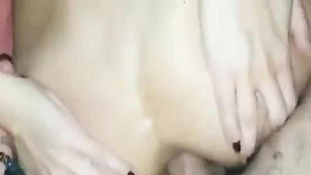 Tacik oğlan, dar götlü hatunla sertçe sikerken